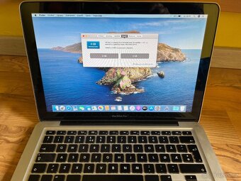 Apple Macbook Pro - 4