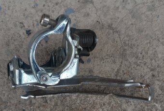 Přesmykač Shimano - 4