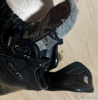 Hokejové brusle Bauer Supreme Shadow SR, velikost 8 (43) - 4
