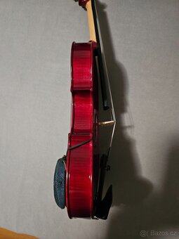 ASTON HOUSLE - 4