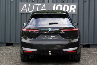BMW IX xDrive 50 385 kW, Panorama, Tažné, Záruka - 4