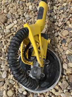 STANLEY SFMEE500S FatMax Excentrická bruska, sádrokarton - 4
