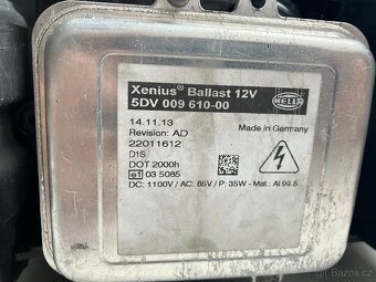 Přední světlomet xenon pravý 1Z1941018T Octavia II FL - 4
