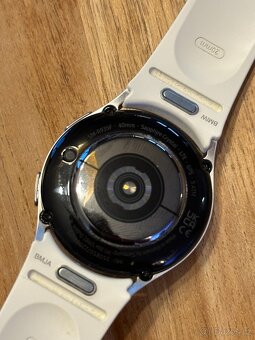 Chytré hodinky Samsung Galaxy Watch 6 40mm SM-R935F - 4