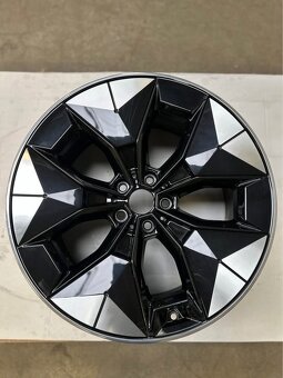 Originální ALU BMW styling 843 20x8 a 20x9.5 iX3 G08, X3, X4 - 4