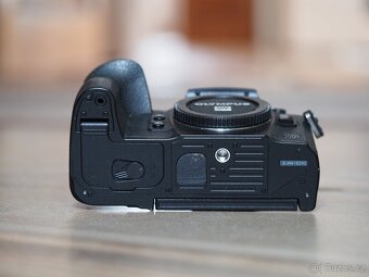 Prodám fotoaparát Olympus OM System OM-1 top stav - 4