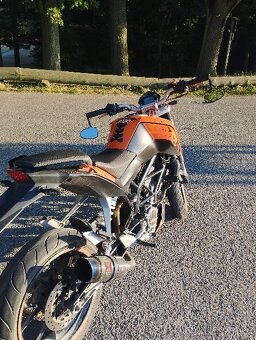 KTM Duke 125 - 4