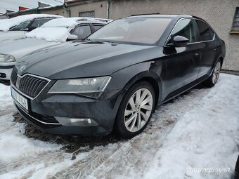 Škoda Superb 2.0 TDI DSG rok 2017 - 4