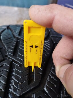 Zimní pneu 205/55/16 DOT-4721 - 4