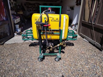 Postřikovač nesený - 4