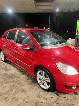Mercedes B160 jen 63 tis. - 4