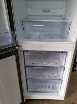 Kombin. led. 3 šup. BEKO, stříbrná. - 4