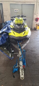 Prodám vodní skútr Sea Doo RXP-X-300. - 4