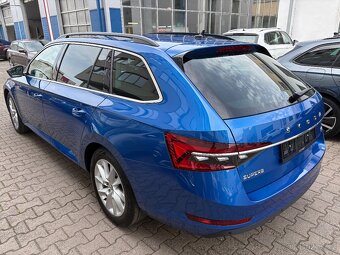 Škoda Superb 3 Combi iV 1.4TSI 150kW DSG 100tkm Matrix Tažné - 4