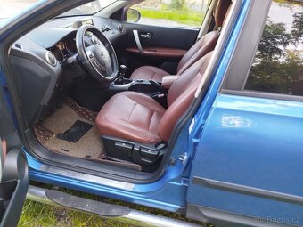 Nissan Qashqai 4x4 sedm míst - 4