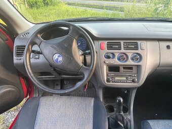 Prodám Honda HR-v - 4