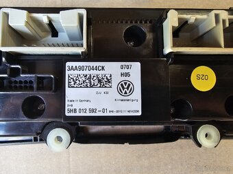 Climatronic panel třetí generace VW 3AA907044CK - 4
