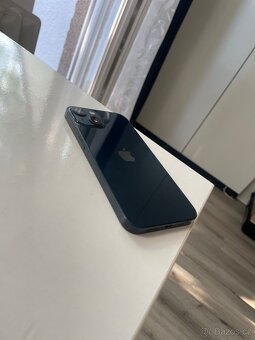 Prodám iPhone 13 128GB - 4
