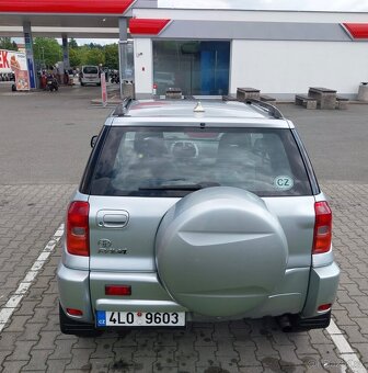 Toyota RAV 4. 44 - 4