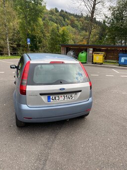 Ford fiesta 2005 - 4