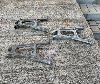 Jawa 250 350 sport, calif, ČZ - stojany 19 kola - 4