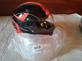 Prodám integrální přilbu W-tec - 4