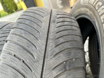 Zimní pneumatiky 225/60 r17 - 4