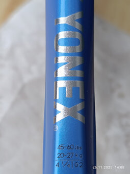 YONEX EZONE 100 - 4