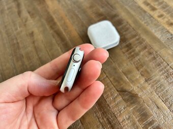 Apple Watch Series 4 40 mm - 4