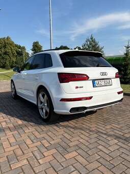 AUDI SQ5 3.0TFSI BLACK CARBON SERVIS ASO - 4