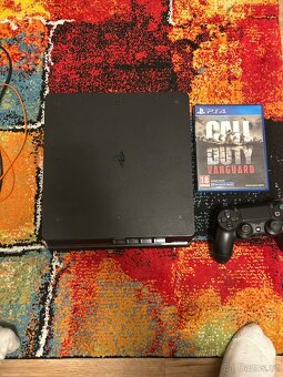 Playstation 4 slim - 4