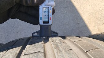 Letní pneu 225/40/18 Pirelli - 4
