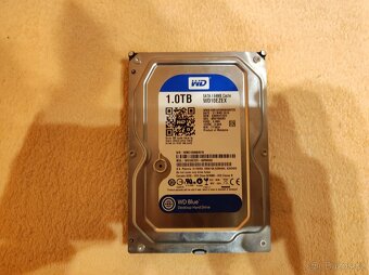 SSD SATA Intel 520 60 GB & HDD 3,5" SATA3 WD Blue 1 TB - 4