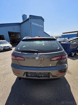 Alfa romeo 159 - 4