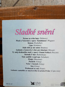 prodám CD - 4