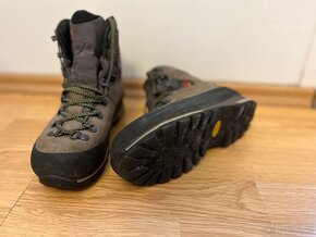 Trekové boty Garmont EUR 39 - 4