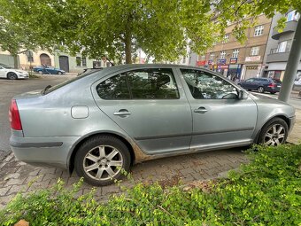 Octavia 2 1,9 TDI 77KW (2006) - 4