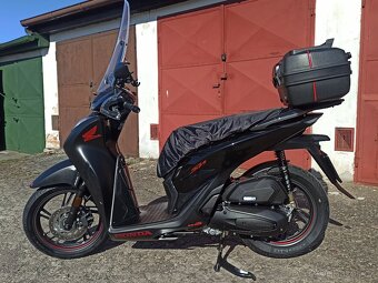 Prodám skútr Honda SH 125i 2024 - 4