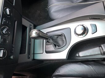 Dily BMW e60 520d 120kw 2006 automat - 4