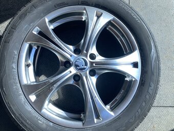 Alu kola VW PASSAT / SUPERB 5/112 letní pneu 215/55R17 - 4