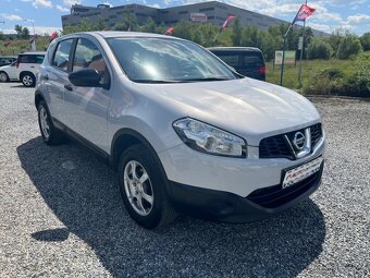 NISSAN QASHQAI 2,0 dCi 4x4 1.MAJITEL TAŽNÉ ZAŘÍZENÍ - 4