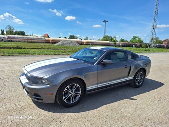 Ford Mustang 2013 3,7 automat premium - 4