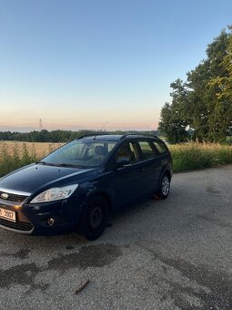 Ford focus 1.6 74kW 2010 combi - 4