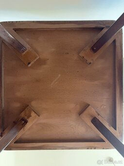 Stůl pavouk po renovaci - 4
