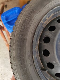 205/60 R16 zimni kola, Renault,dacia.. - 4