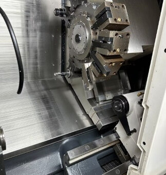 Soustruhy - CNC LA-200 Y CNC - 4