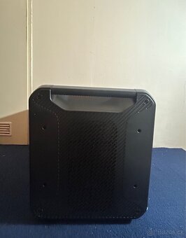 Bluetti AC300 Portable power station - 4