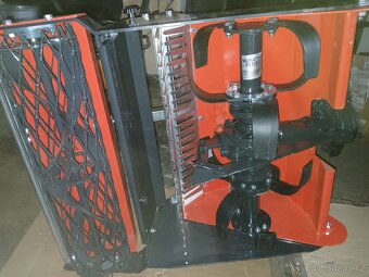 ZAKLADAČ TRÁVNÍKŮ MURATORI MWX66 - 4