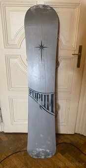 Dámský a pánský snowboard značky Forum - 4