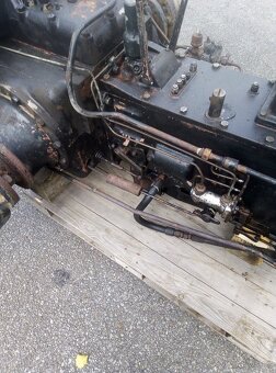 Podvozek Zetor 7745 Převodovka rozvodovka portály - 4
